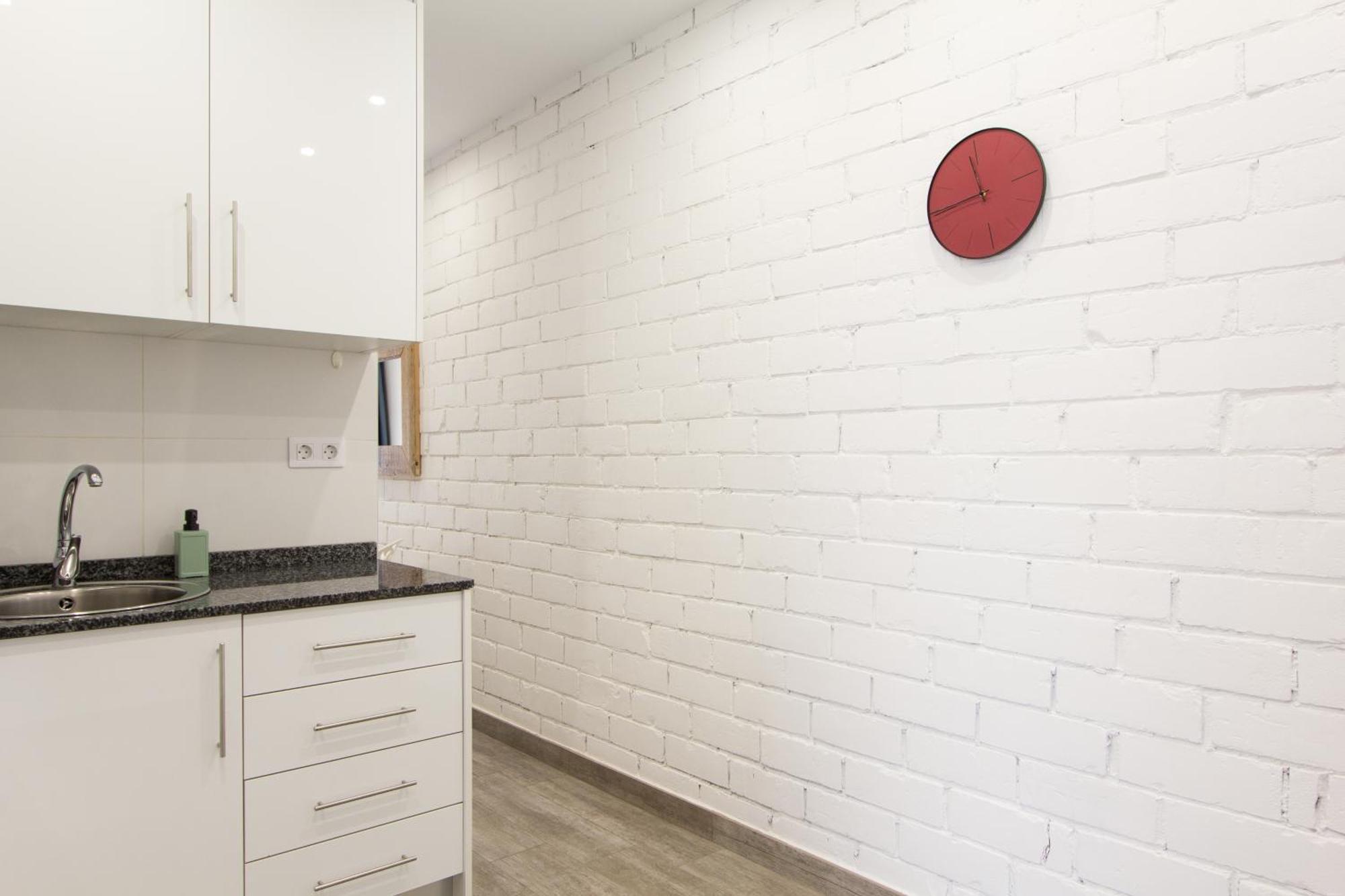 Novus Homes Barcelona Santa Eulalia 略夫雷加特河畔奥斯皮塔莱特 外观 照片
