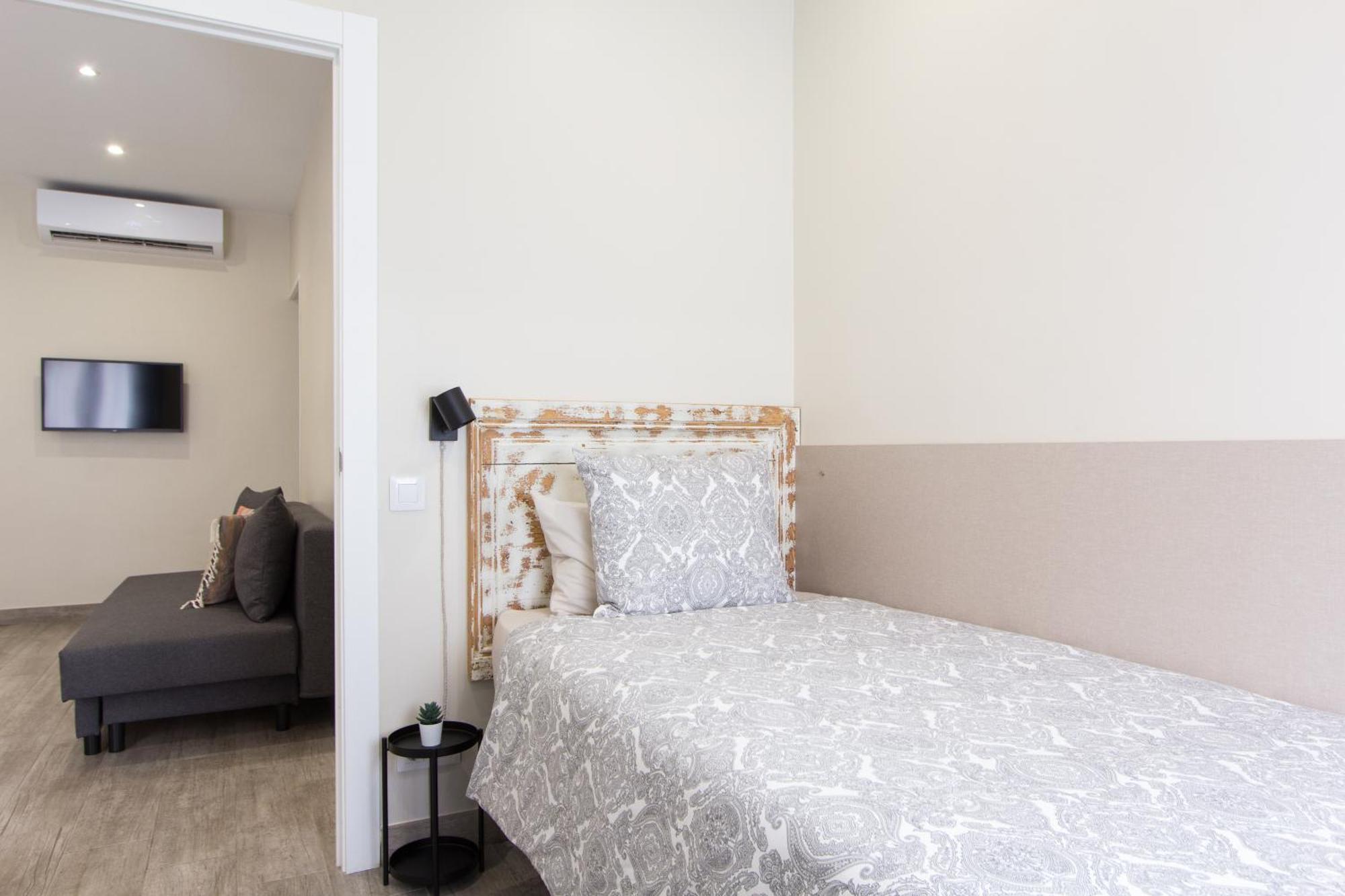 Novus Homes Barcelona Santa Eulalia 略夫雷加特河畔奥斯皮塔莱特 外观 照片