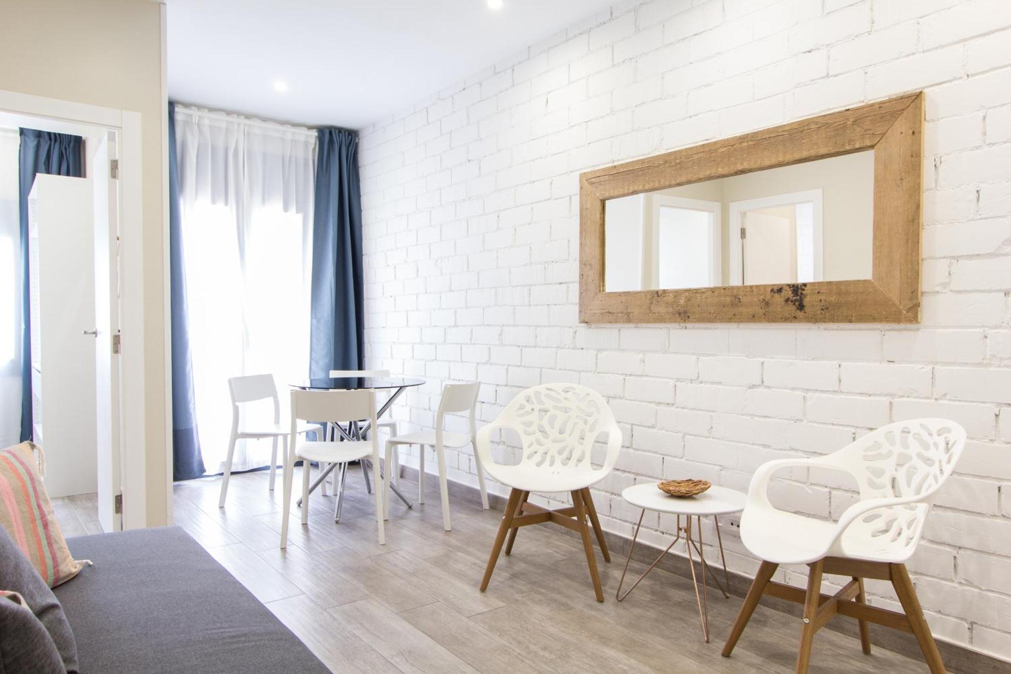 Novus Homes Barcelona Santa Eulalia 略夫雷加特河畔奥斯皮塔莱特 外观 照片