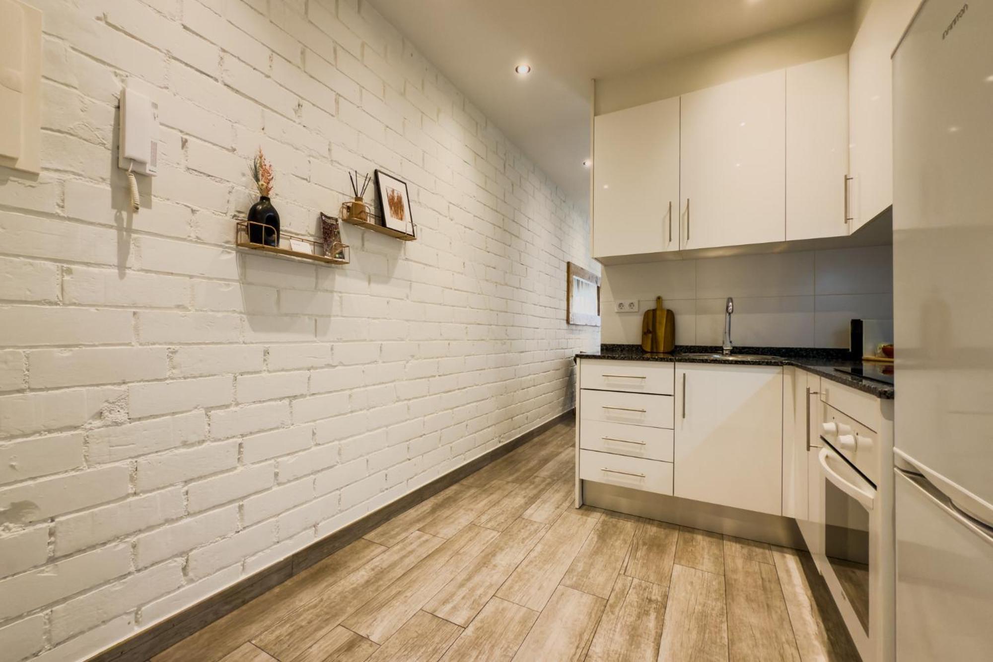 Novus Homes Barcelona Santa Eulalia 略夫雷加特河畔奥斯皮塔莱特 外观 照片