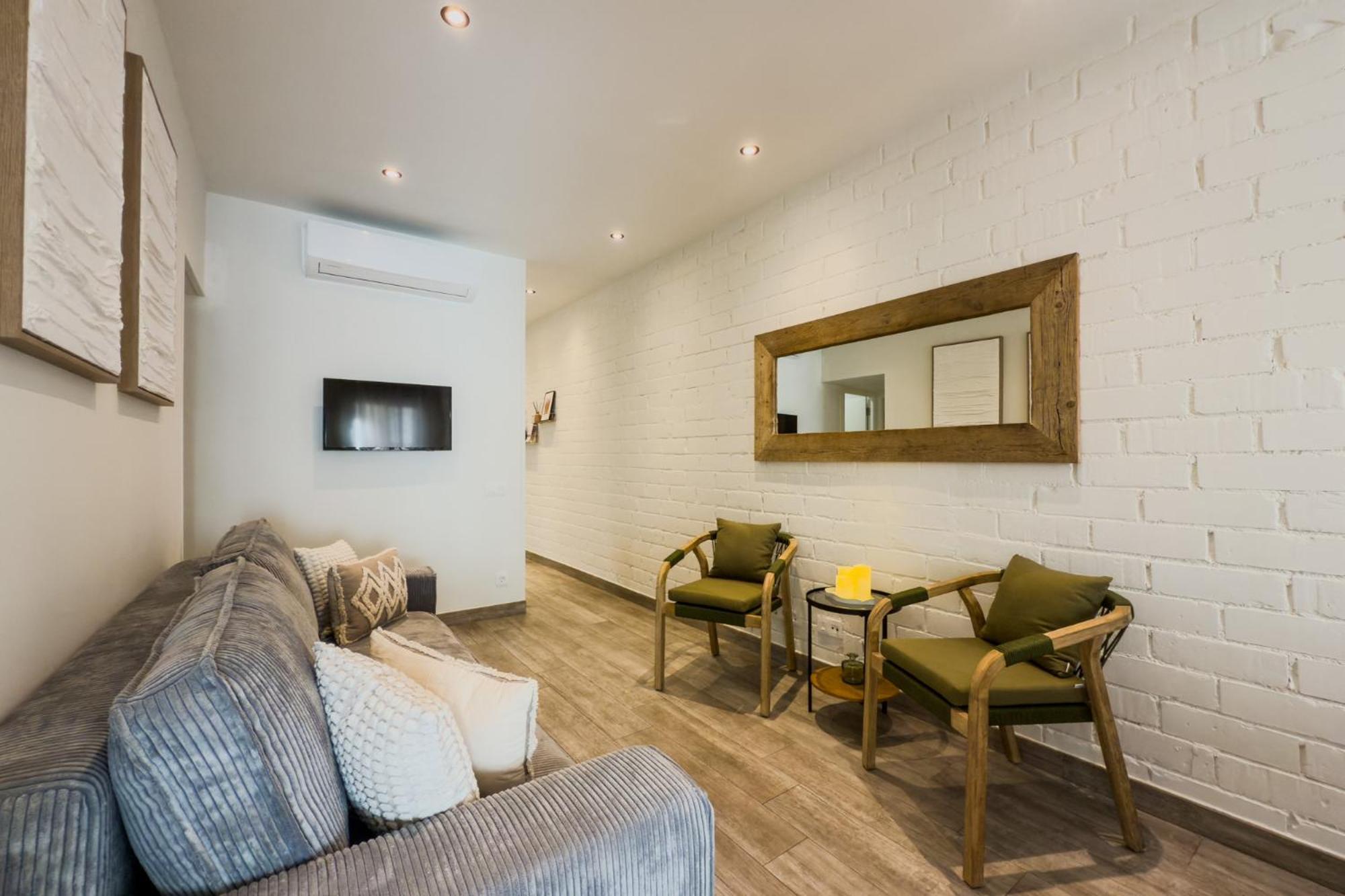 Novus Homes Barcelona Santa Eulalia 略夫雷加特河畔奥斯皮塔莱特 外观 照片
