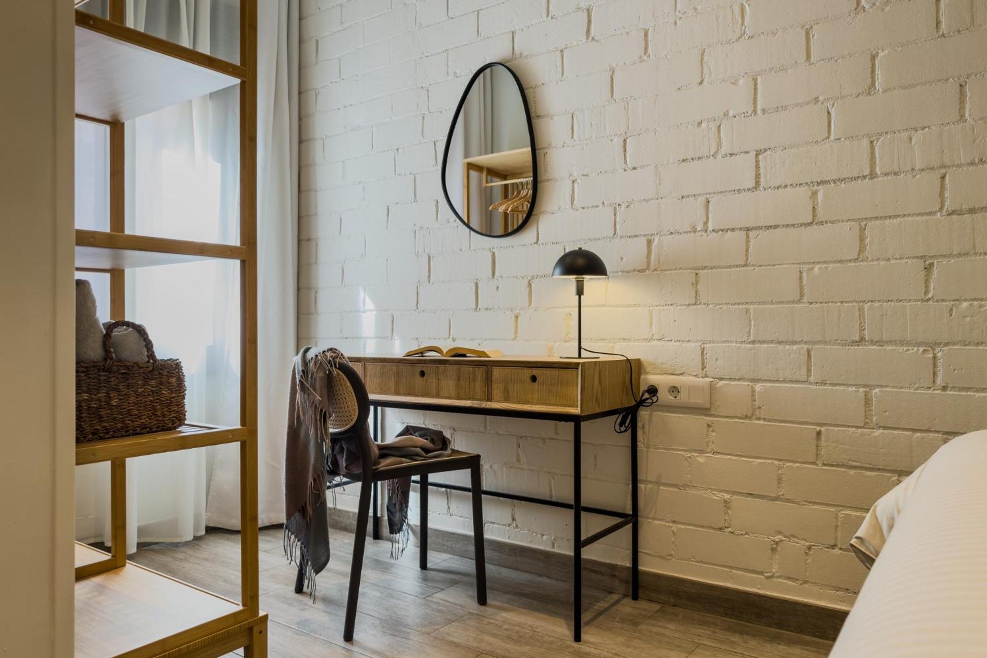 Novus Homes Barcelona Santa Eulalia 略夫雷加特河畔奥斯皮塔莱特 外观 照片